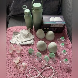 Elvie Double Breast Pump Set x2 with Momcozy storage